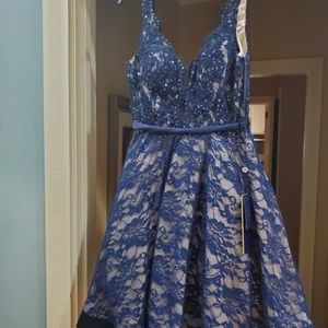 Royal Queen blue dress